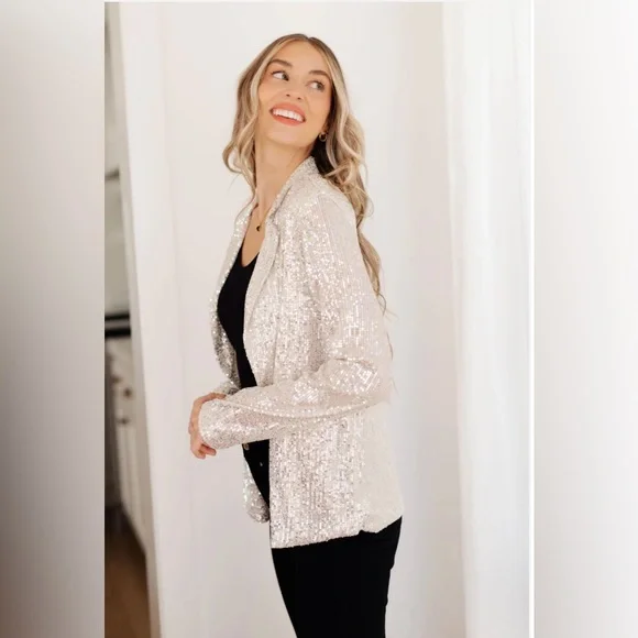 Hayden Women's Silver Sequin Blazer - Picture 6 of 6